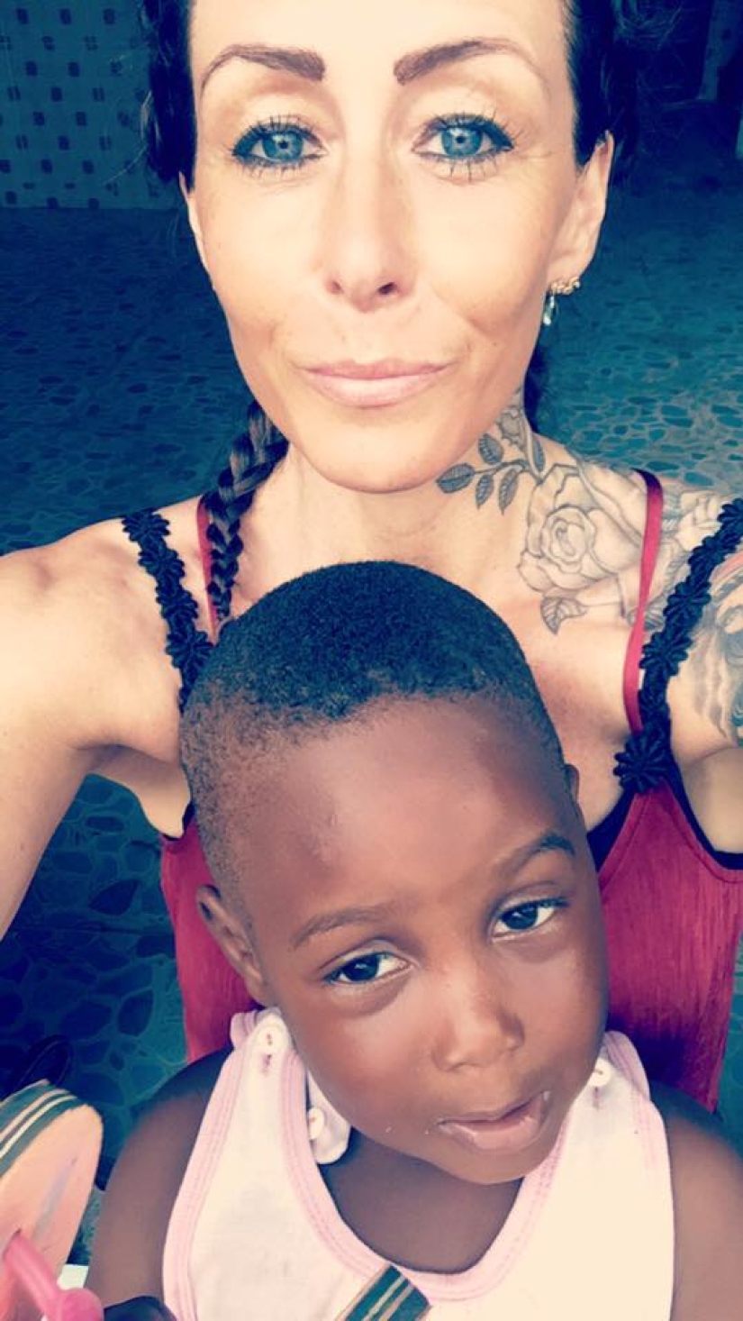 Un niño nigeriano salvado de la muerte en la calle: un "hechicero" fue a la escuela