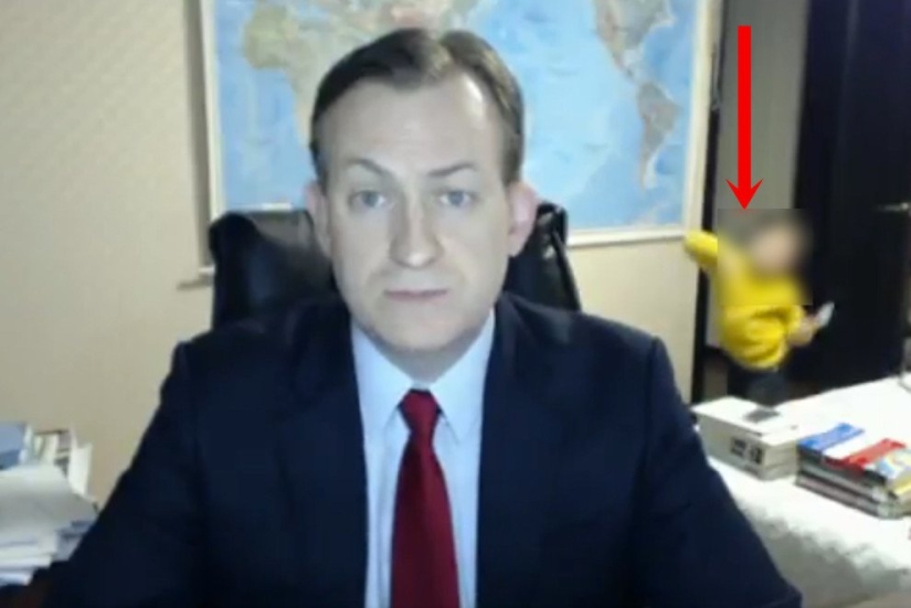 Un profesor de casa dio una entrevista a la BBC, y sus dos hijos convirtieron el video en un éxito Un profesor de casa dio una entrevista a la BBC, y sus dos hijos convirtieron el video en un éxito