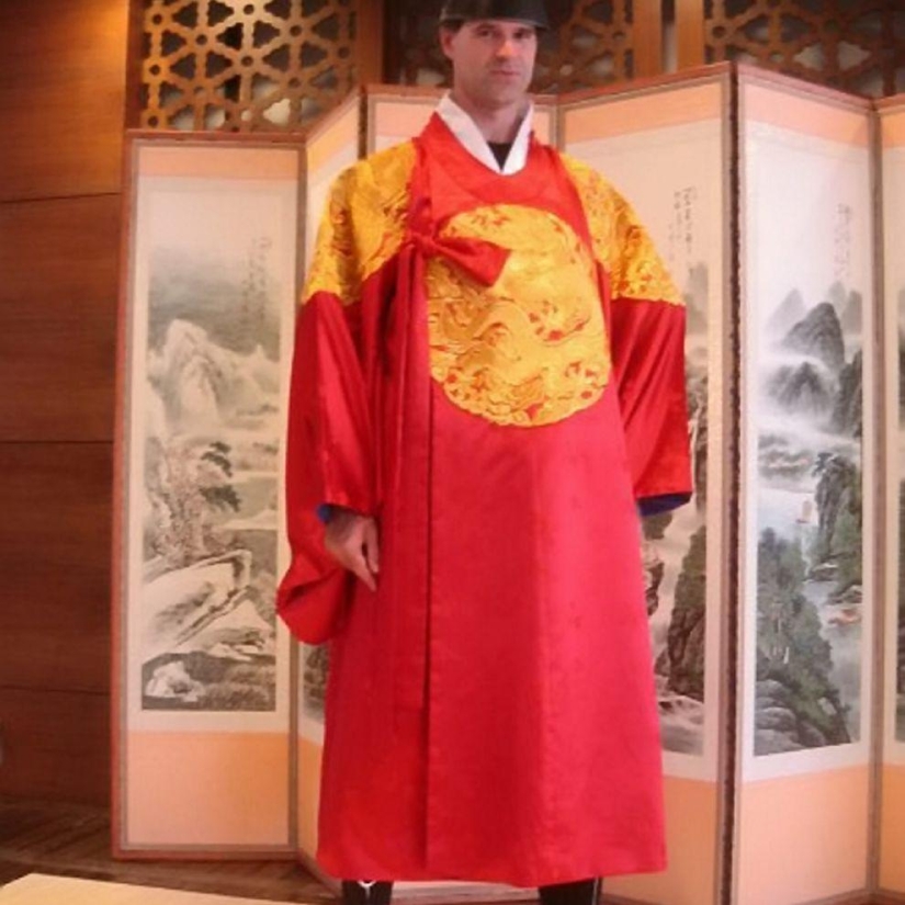 Un turista vagó por el mundo durante 23 años Un turista vagó por el mundo durante 23 años