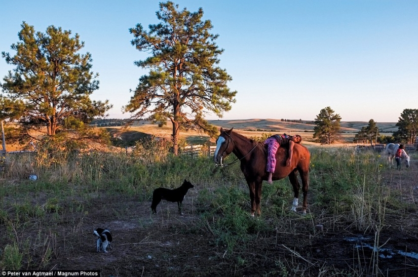 Una América rota: Un fotógrafo de guerra captura la pobreza, el racismo y la violencia en su país natal Una América rota: Un fotógrafo de guerra captura la pobreza, el racismo y la violencia en su país natal