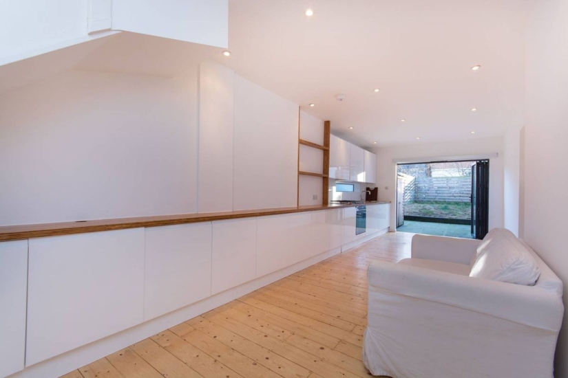 Una casa de 3 metros de ancho y valorada en 1,2 millones de dólares en Londres Una casa de 3 metros de ancho y valorada en 1,2 millones de dólares en Londres