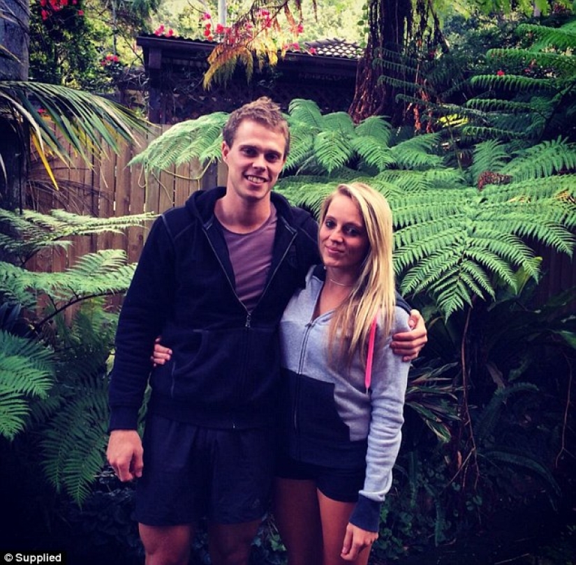 Una estudiante de 23 años protegió a una prima embarazada sin hogar para darle la oportunidad de una vida mejor