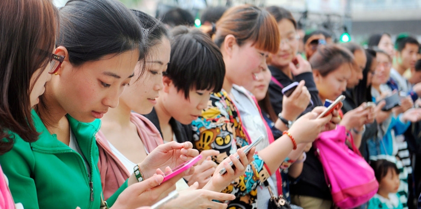 Una mujer china vendió 100 autos Mini Cooper a un precio de 42 mil dólares en 5 minutos