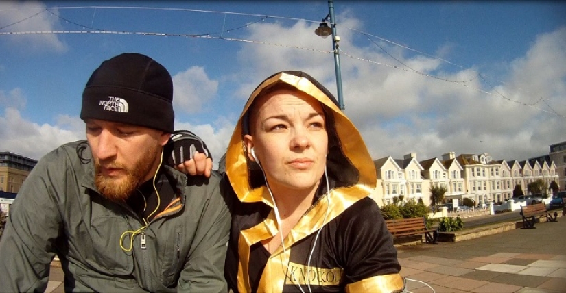 Una mujer se disfrazó todos los días durante todo un año.