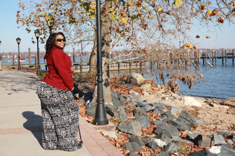 Una niña con piernas enormes también sueña con una hermosa boda Una niña con piernas enormes también sueña con una hermosa boda