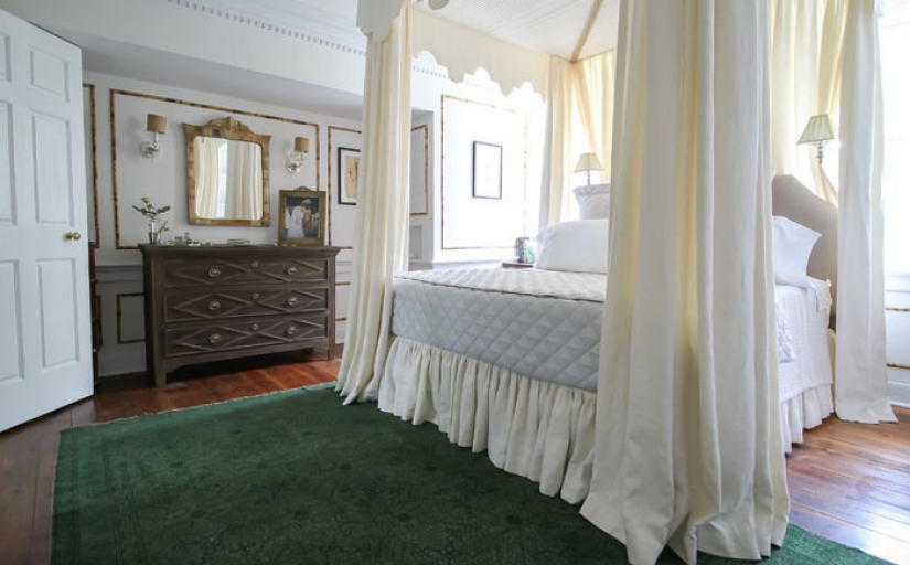 Una pareja reconstruyó la casa al estilo romántico de Jane Austen