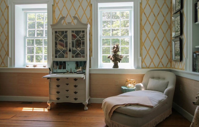 Una pareja reconstruyó la casa al estilo romántico de Jane Austen