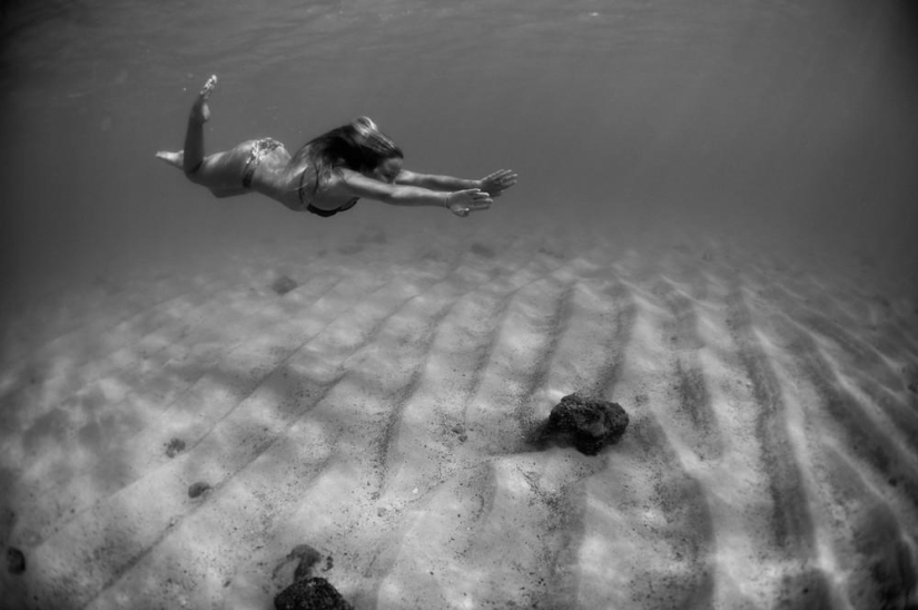 Underwater with Mika Kamara Underwater with Mika Kamara