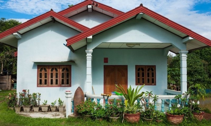 "Unexploded bomb effect": how the Laotians use the echo of the Vietnam War in the economy