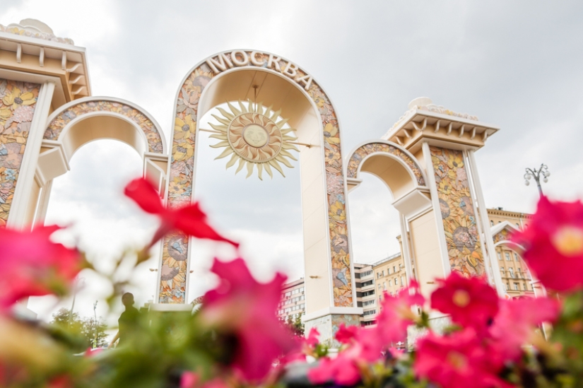 Unique arches will decorate Moscow on the City Day Unique arches will decorate Moscow on the City Day