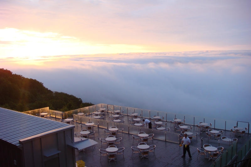 Unkai Terrace - a magical place above the clouds