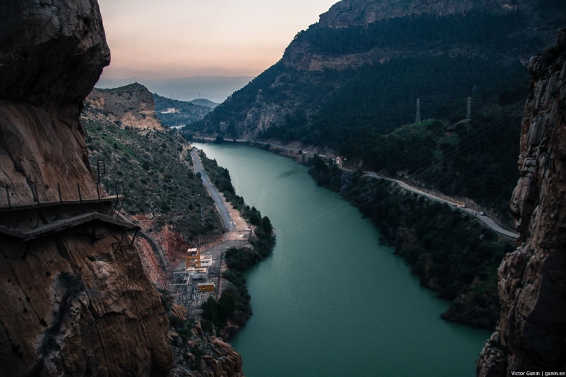 Uno de los senderos más peligrosos del mundo - Caminito del Rey Uno de los senderos más peligrosos del mundo - Caminito del Rey