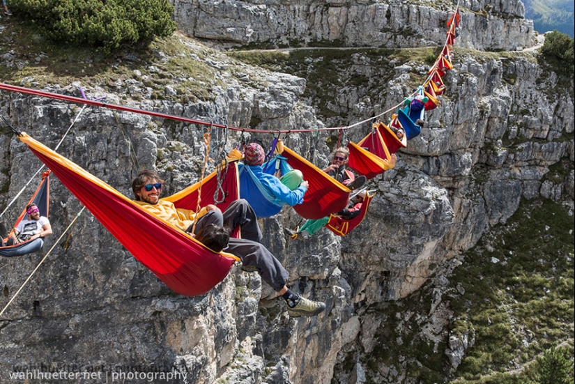 Unusual festival - in hammocks over the abyss