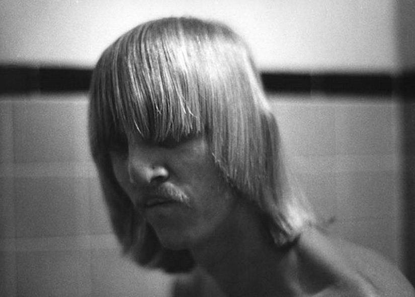 Unusual self-portraits of Arno Minkkinen