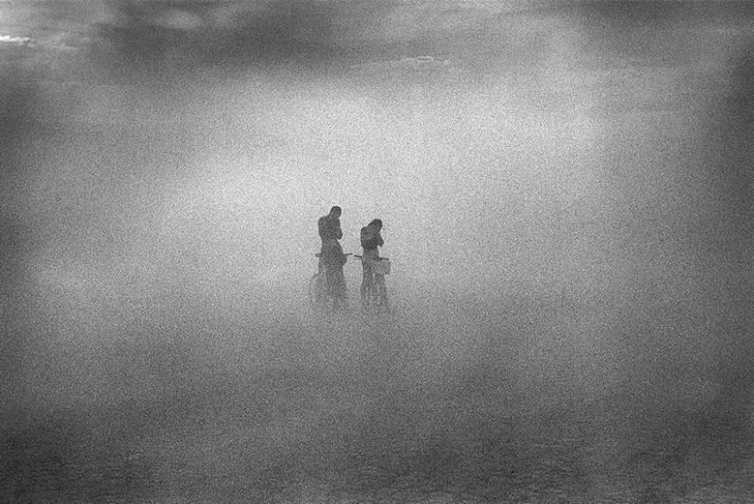 Vacaciones y cultos, cuerpo y sexo en las fotografías de Christina García Rodero