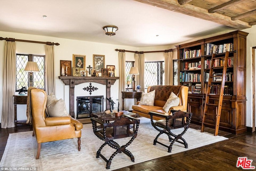 Valiente oferta: Mel Gibson vende finca "medieval" por 21 millones de dólares