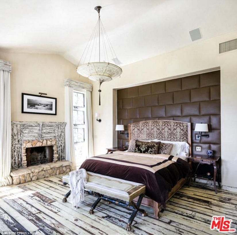 Valiente oferta: Mel Gibson vende finca "medieval" por 21 millones de dólares