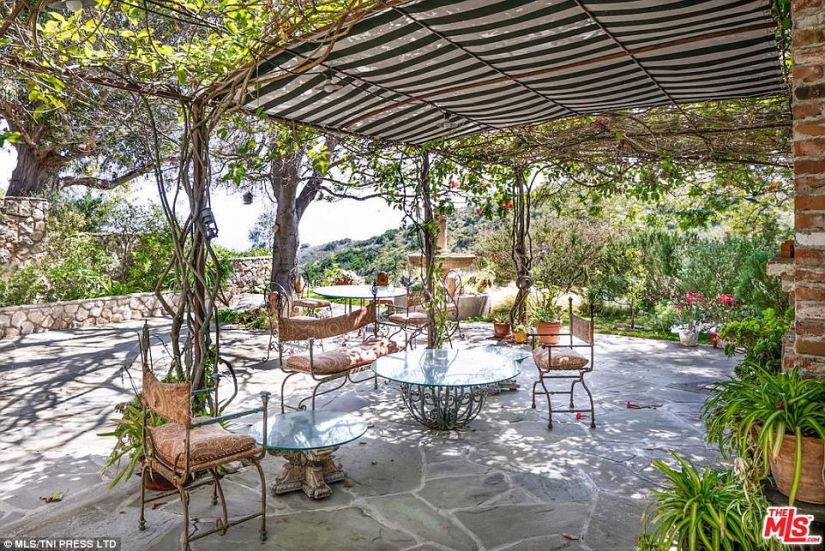 Valiente oferta: Mel Gibson vende finca "medieval" por 21 millones de dólares