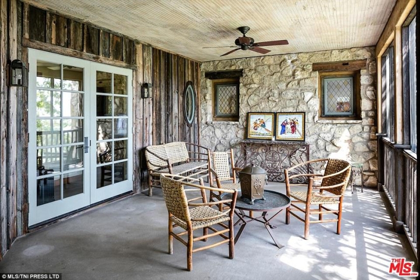 Valiente oferta: Mel Gibson vende finca "medieval" por 21 millones de dólares