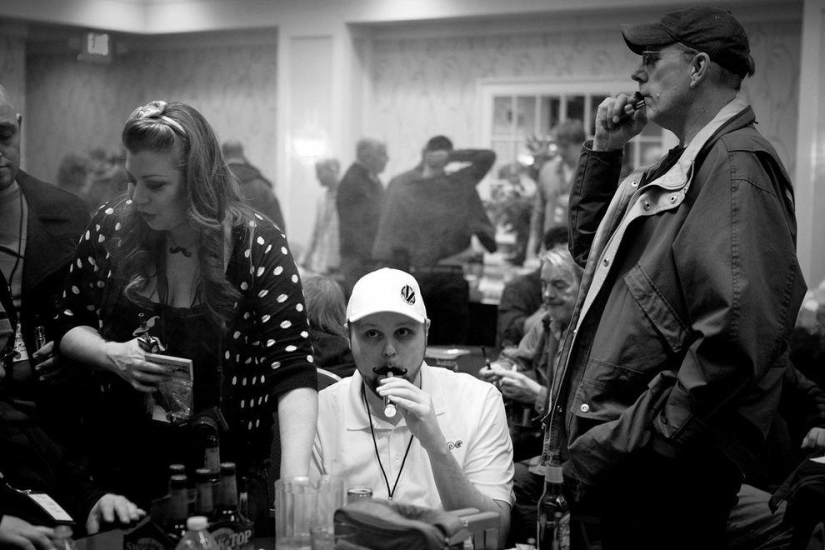 Vapers are a new subculture generated by electronic cigarettes