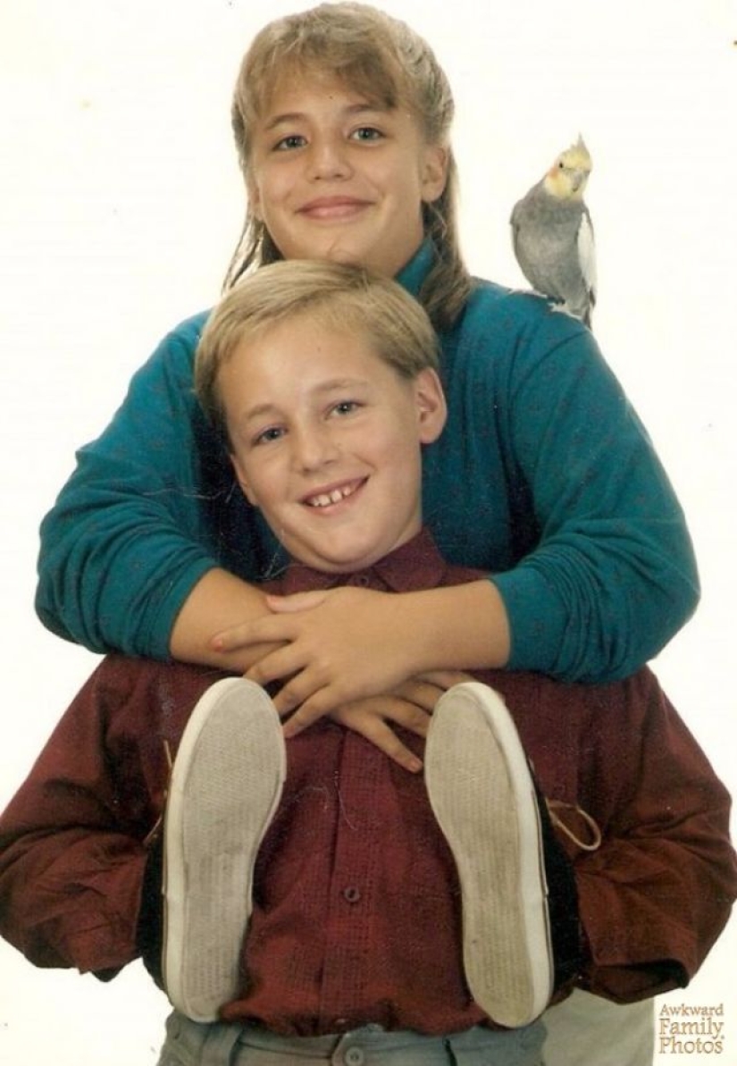 Very strange family photos with pets