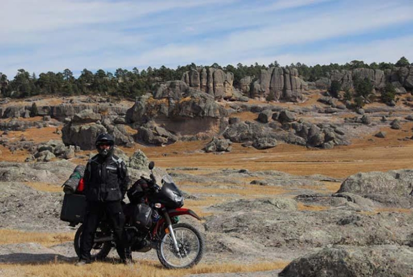 Viaje en moto solo de 82,500 millas
