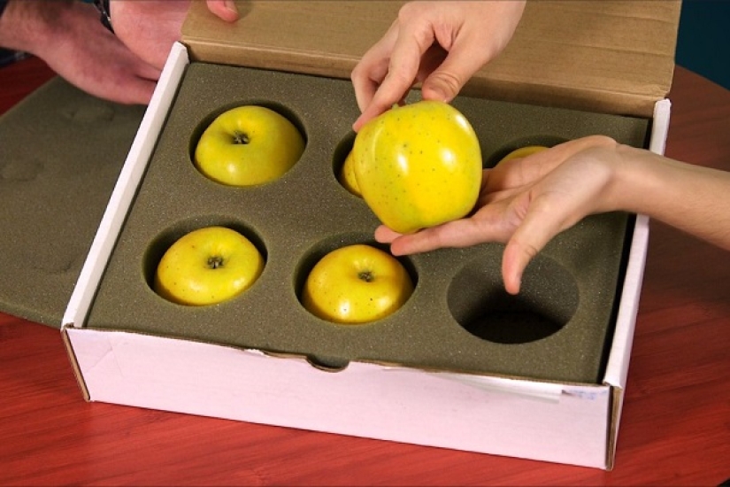 Vibrator, resuscitation kit and other things from the gift for Oscar nominees