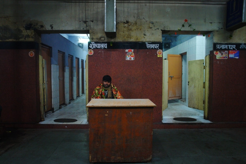 Vida nocturna de la estación india