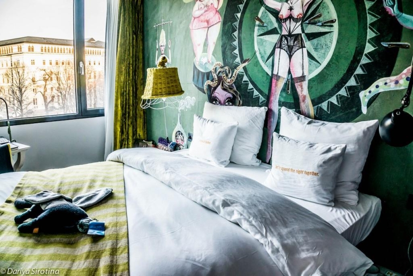 Vienna: Mandatory Program Vienna: Mandatory Program