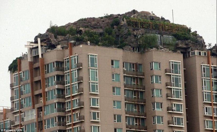 Villa de montaña en la azotea de un edificio de apartamentos