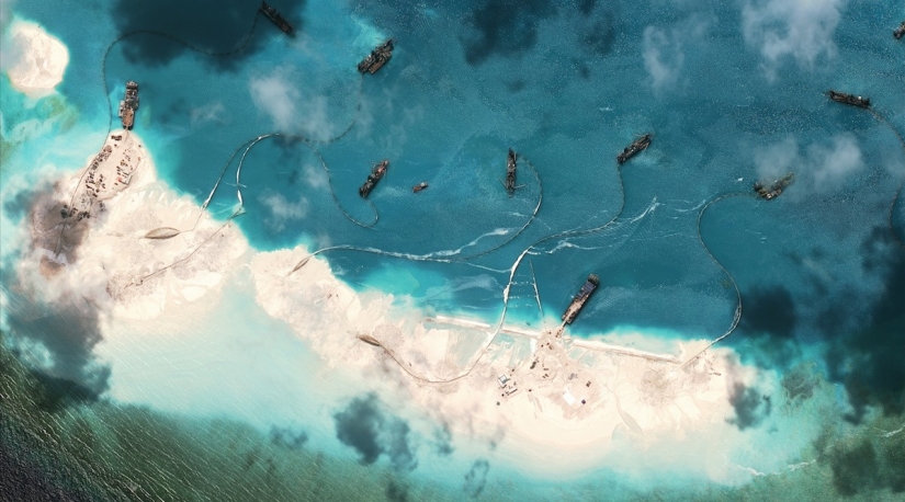 Vista desde el cielo: cómo los chinos están construyendo islas en el territorio en disputa