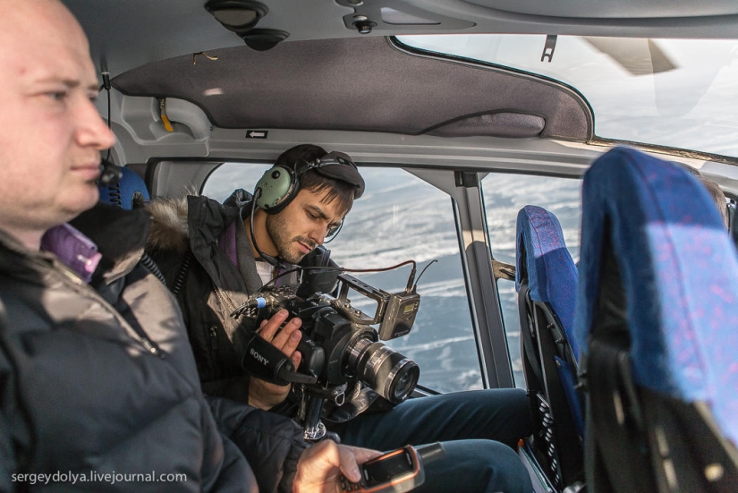 Vladivostok, isla rusa y la costa desde un helicóptero