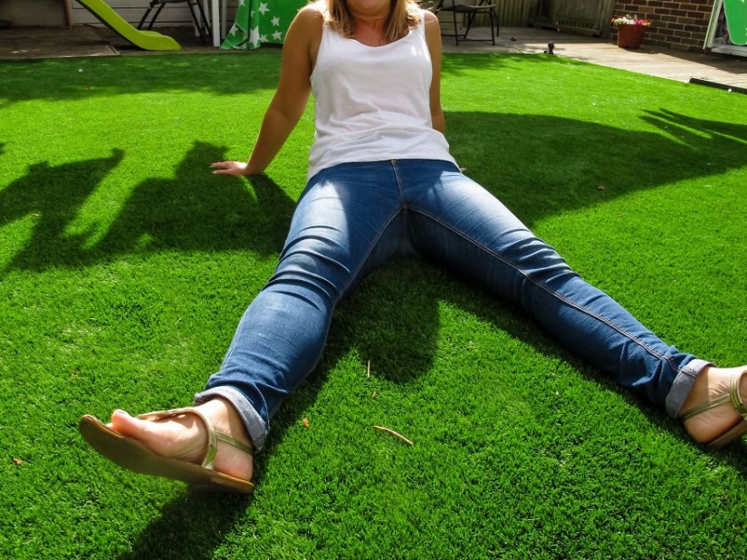 Walking under the table: a father's story about how his 1.5-year-old baby learned to take cool photos Walking under the table: a father's story about how his 1.5-year-old baby learned to take cool photos