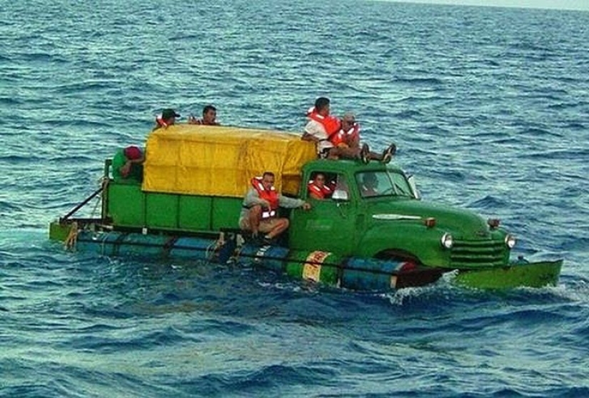 "War Machines" of the Mexican Drug War