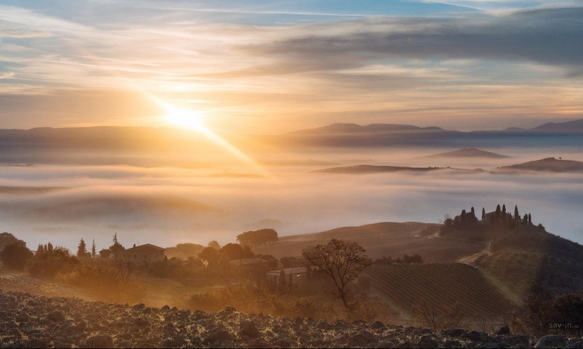 Warm autumn in Tuscany