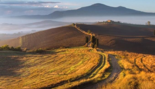 Warm autumn in Tuscany Warm autumn in Tuscany