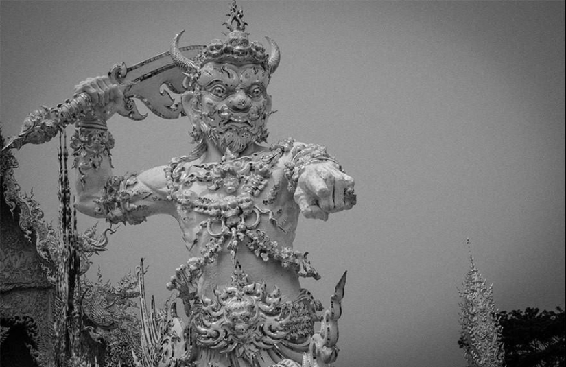 Wat Rong Khun-El Templo Blanco de Tailandia