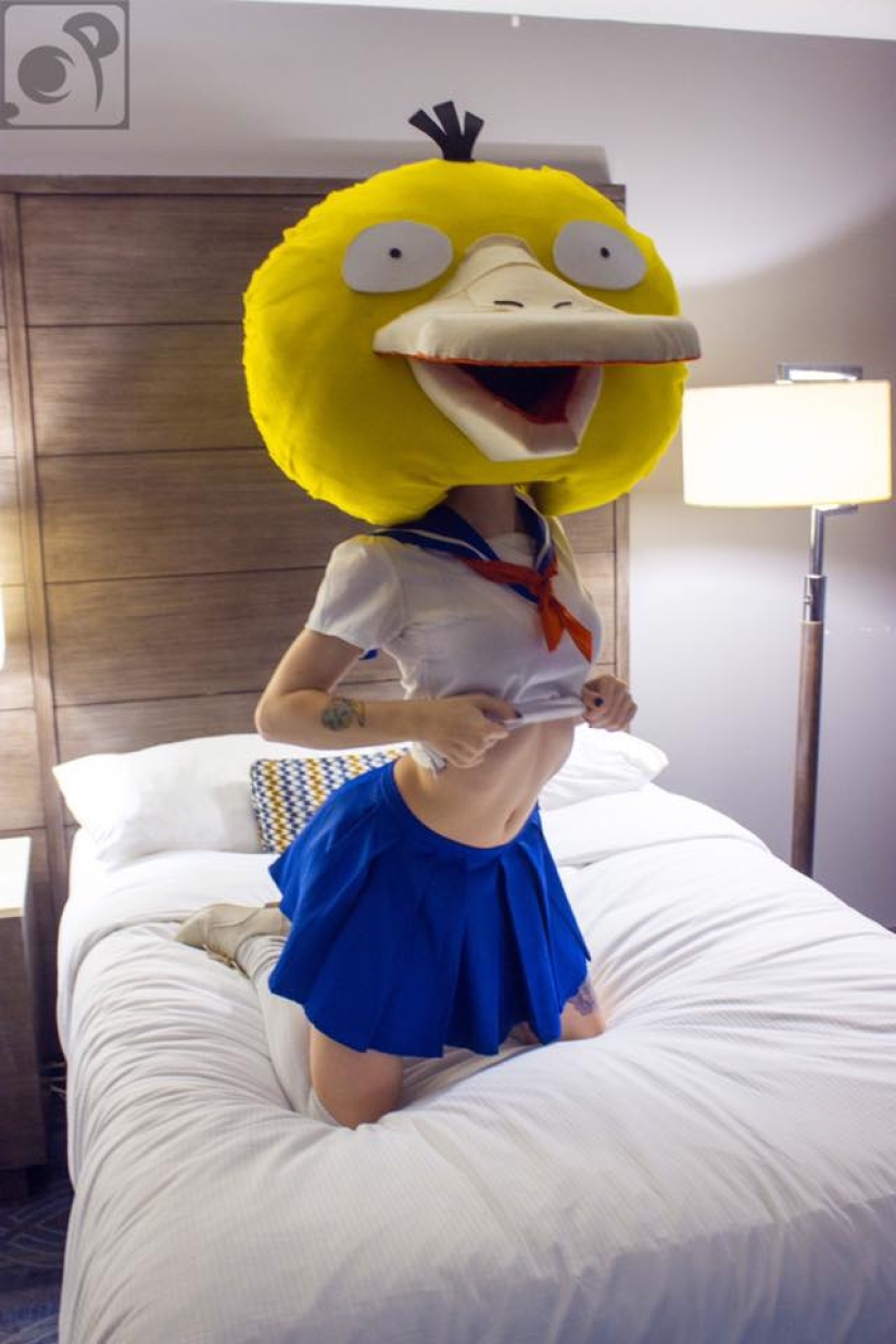 Weird but Sexy Cosplay: Pokemon Psidak Weird but Sexy Cosplay: Pokemon Psidak