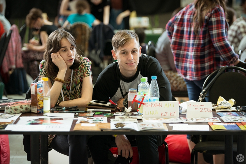 Weirdo with the letter "g": geeks Mossow Comic Convention Weirdo with the letter "g": geeks Mossow Comic Convention