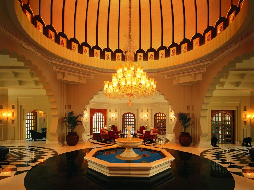 Welcome to India's most luxurious hotel Welcome to India's most luxurious hotel