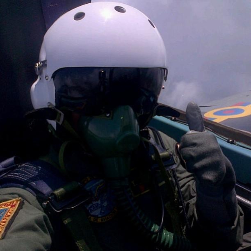 What American military girls post on their Instagram