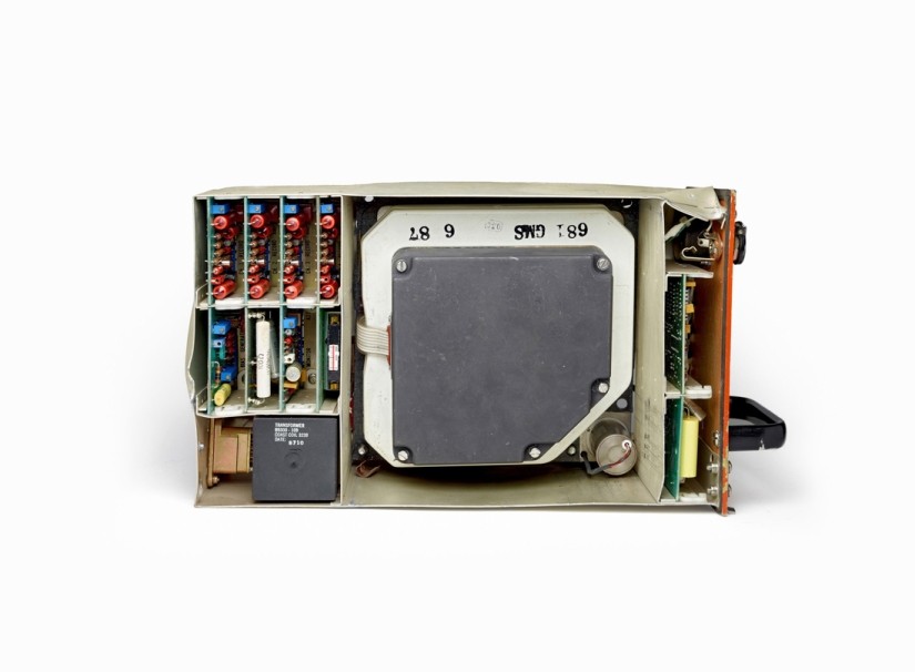 What do black boxes look like?