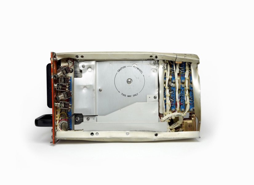 What do black boxes look like?