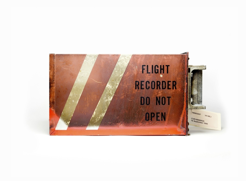 What do black boxes look like?