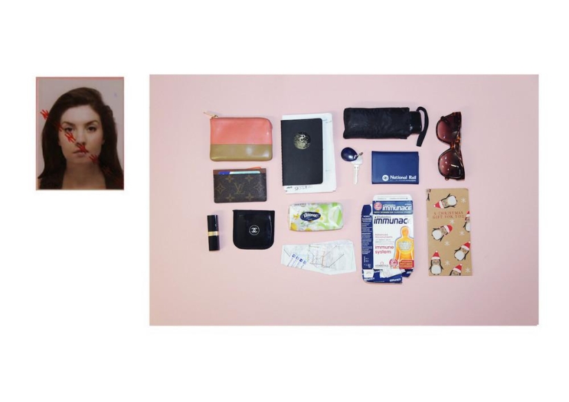 What do British women carry in their handbags