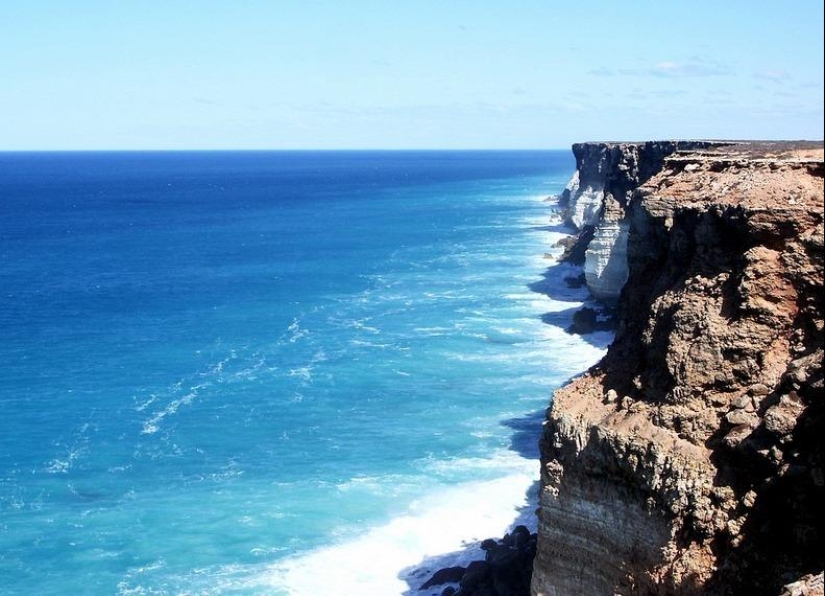 What does the end of the earth look like