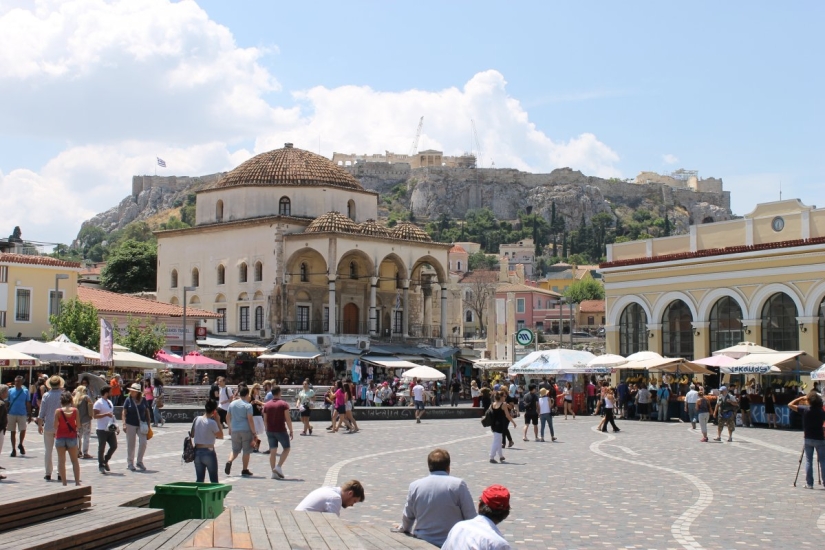 What Ermou looks like today, once the most fashionable street in Greece What Ermou looks like today, once the most fashionable street in Greece
