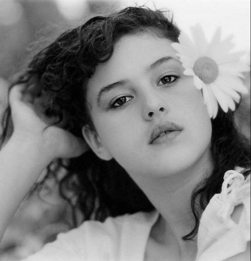 What fortune did Monica Bellucci earn during her career?