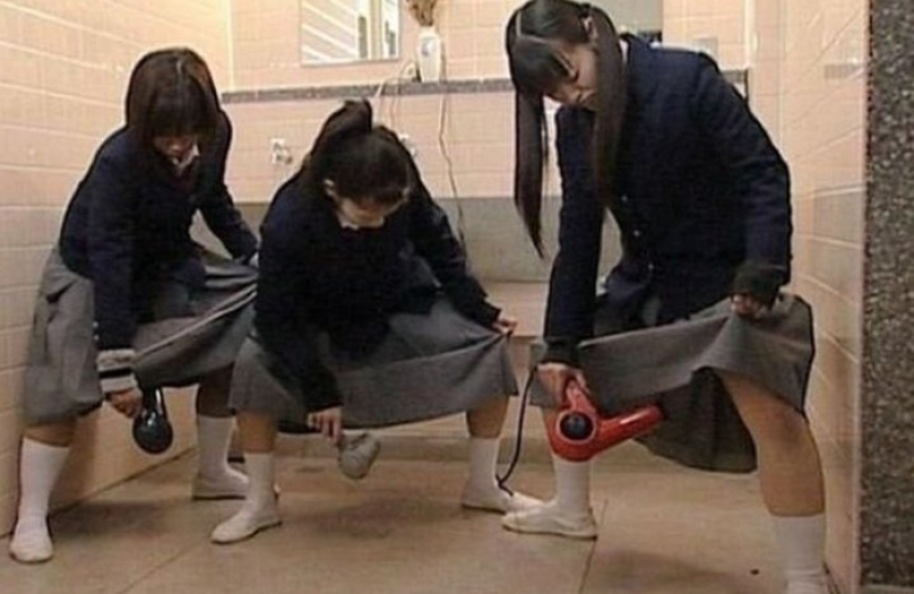 What girls are ready for for fame and likes - the most "creative" shots of youth