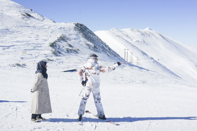 What happens at ski resorts in Iran